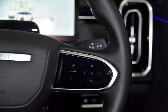 2025 Jaecoo J7 SHS Summit