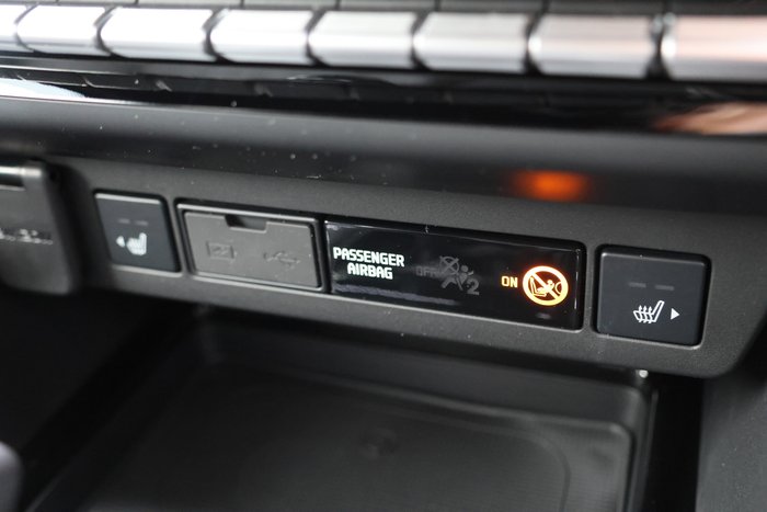 2025 Isuzu MU-X LS-T