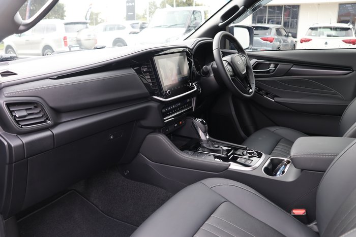 2025 Isuzu MU-X LS-T