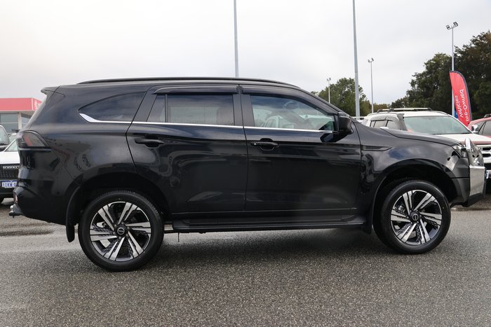 2025 Isuzu MU-X LS-T