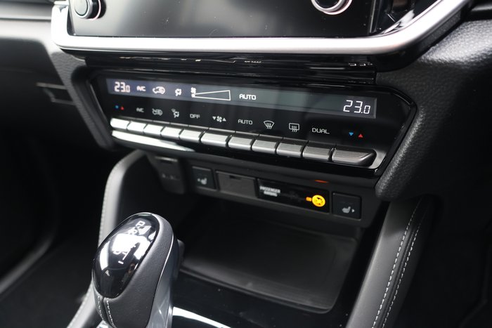 2025 Isuzu MU-X LS-T