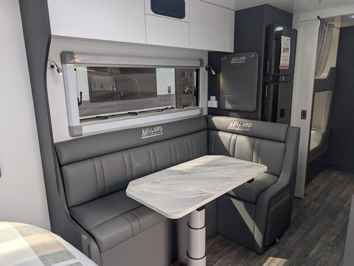 2025 Millard Mflow 21Ft6 Cd L-Lounge Double Bunks