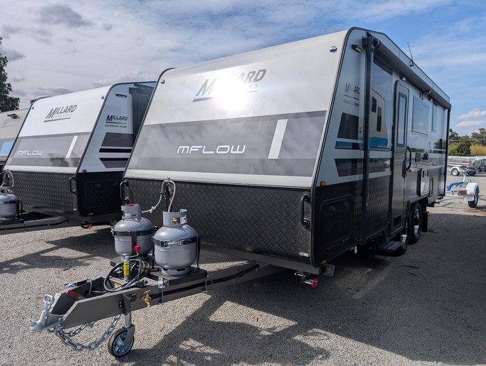 2025 Millard Mflow 21Ft6 Cd L-Lounge Double Bunks