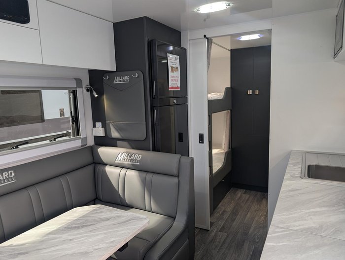 2025 Millard Mflow 21Ft6 Cd L-Lounge Double Bunks