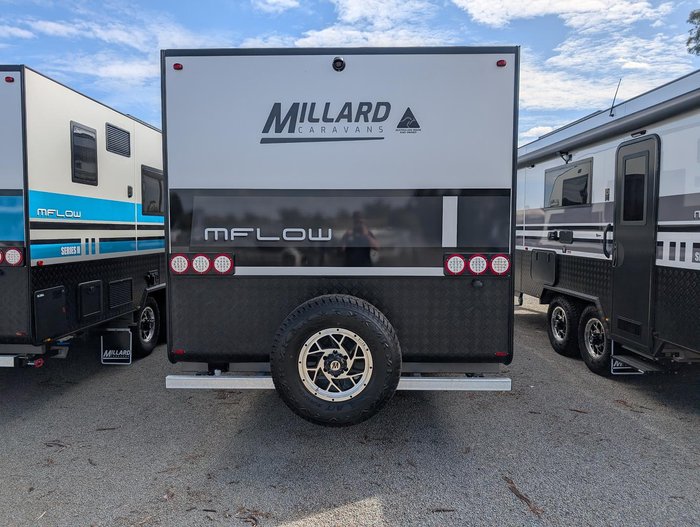 2025 Millard Mflow 21Ft6 Cd L-Lounge Double Bunks