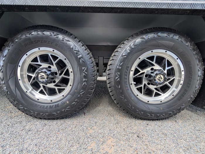 2025 Millard Mflow 19Ft11 Rd Dinette