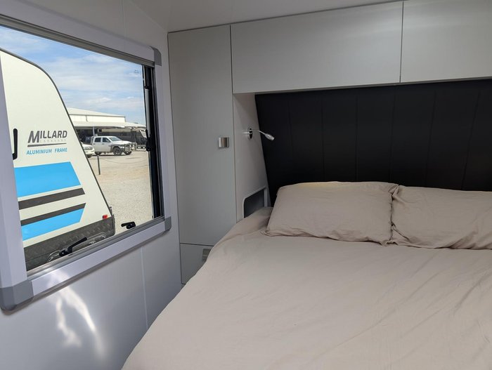 2025 Millard Mflow 19Ft11 Rd Dinette