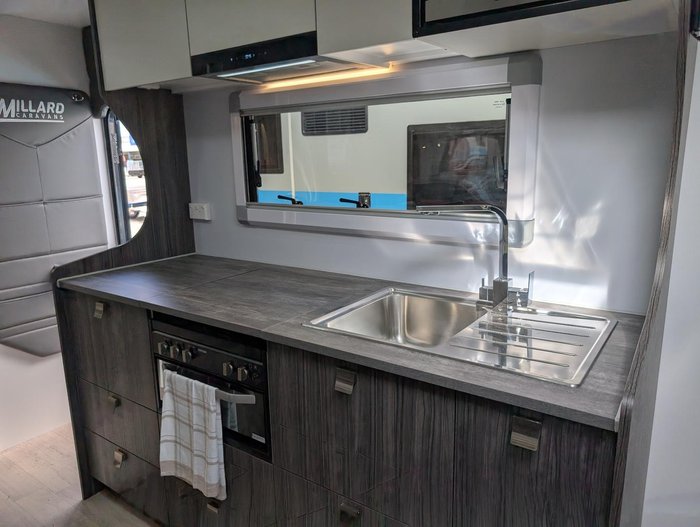 2025 Millard Mflow 19Ft11 Rd Dinette