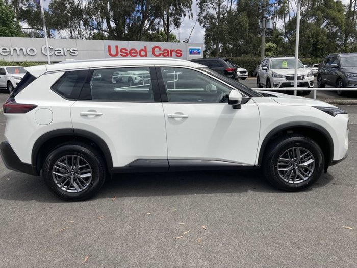 2024 Nissan X-TRAIL ST
