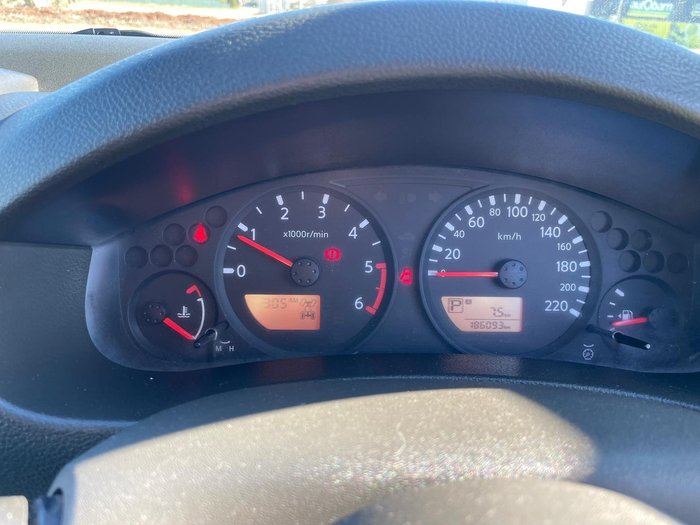 2014 Nissan Navara RX