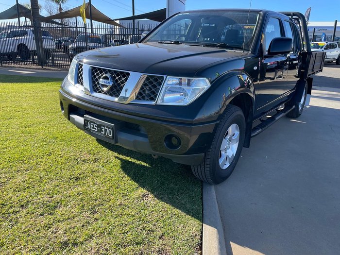 2014 Nissan Navara RX