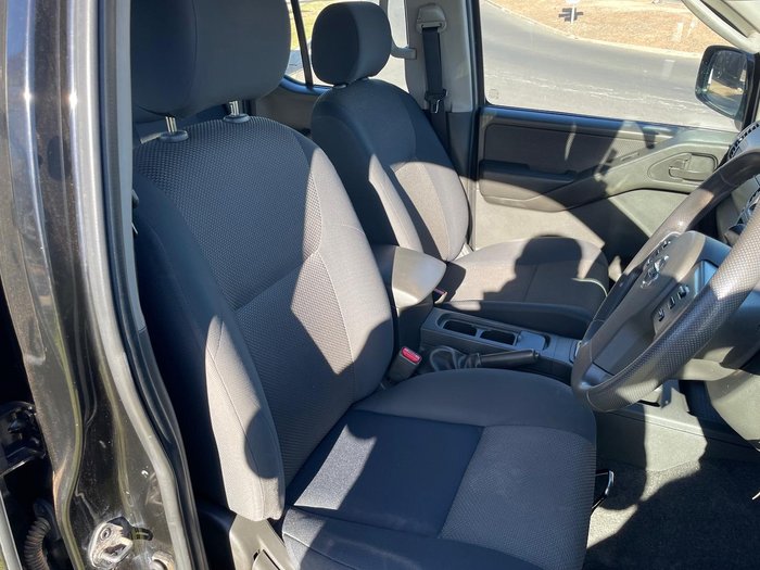 2014 Nissan Navara RX
