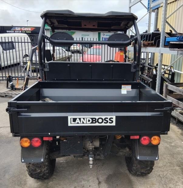 2022 Landboss 800D EPS RHD ORANGE