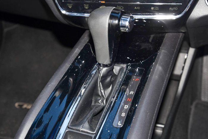 2019 Honda HR-V VTi-S