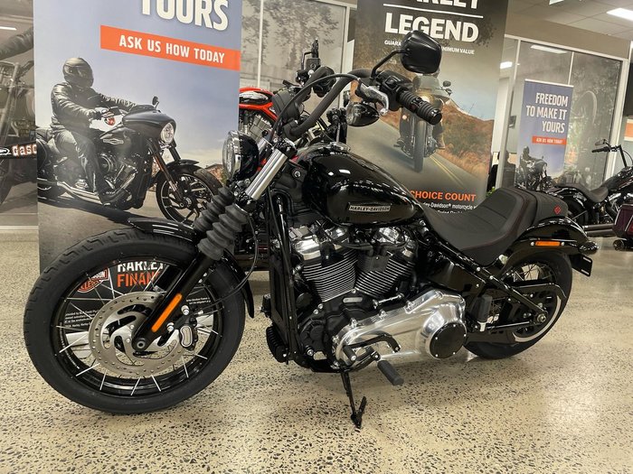 2025 Harley-Davidson Street Bob 117 (FXBB) Softail Black