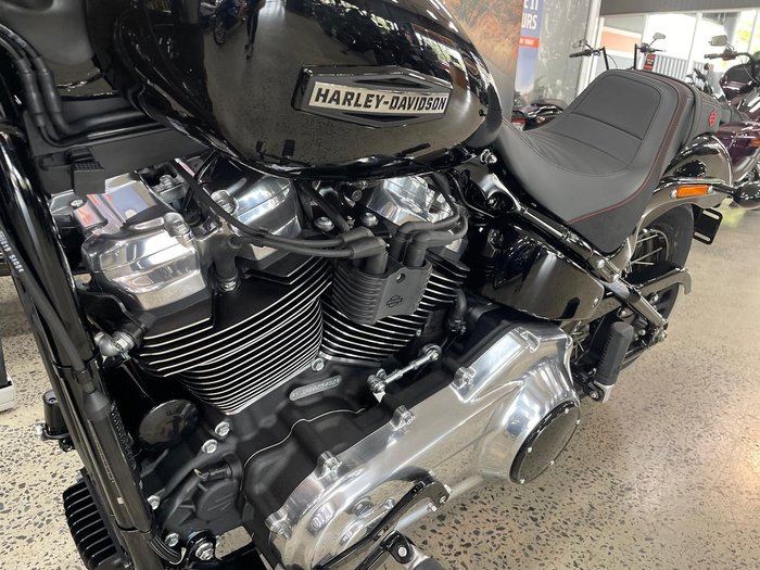 2025 Harley-Davidson Street Bob 117 (FXBB) Softail Black