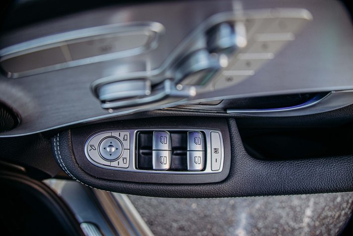 2020 Mercedes-Benz C-Class C300