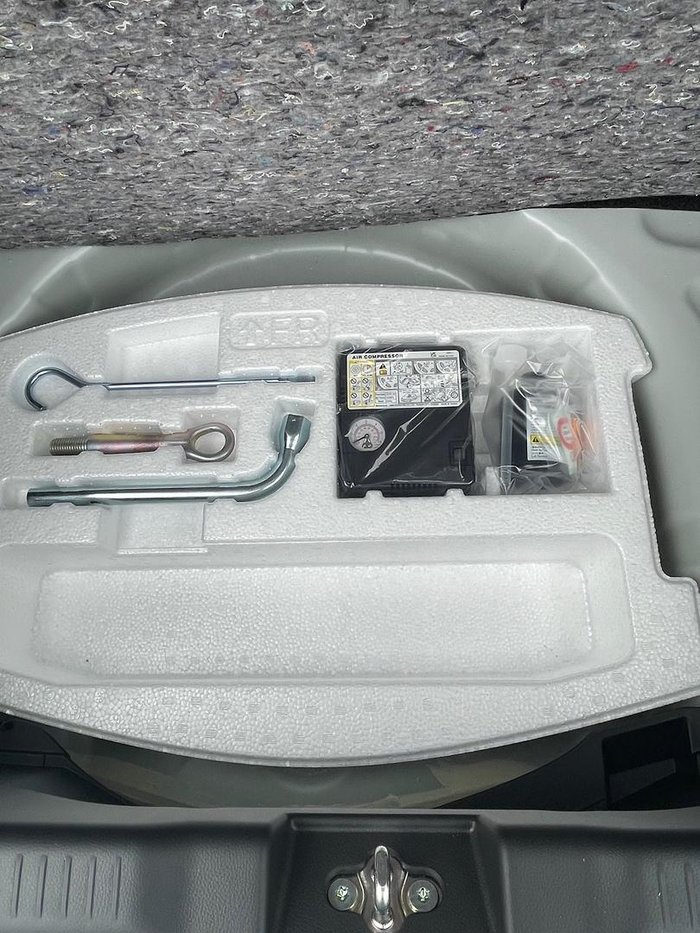 2024 Suzuki Swift Sport AZ Series II MY22 Pure White