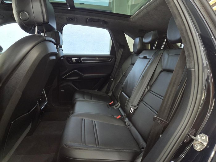 2021 Porsche Cayenne GTS