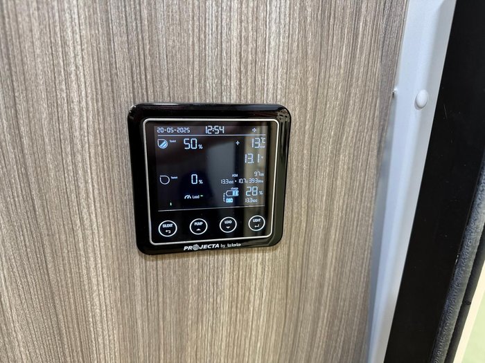 2024 Avan Ovation M7