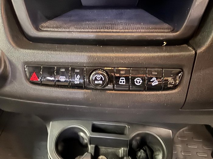 2024 Avan Ovation M7