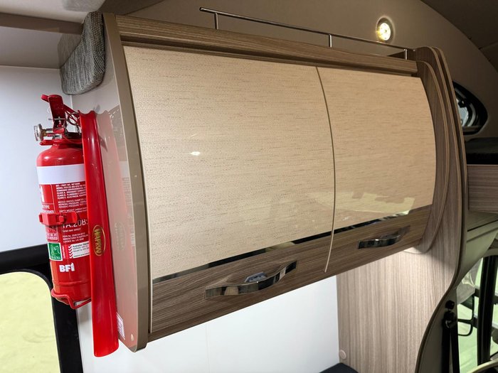 2024 Avan Ovation M7