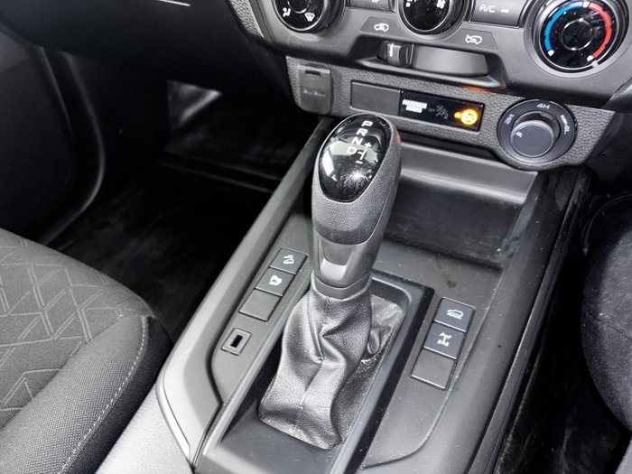2024 Isuzu D-MAX LS-M