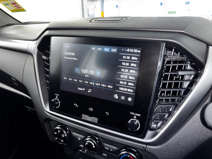 2024 Isuzu D-MAX LS-M
