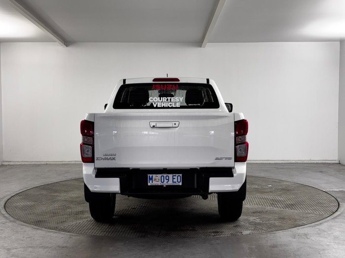 2024 Isuzu D-MAX LS-M