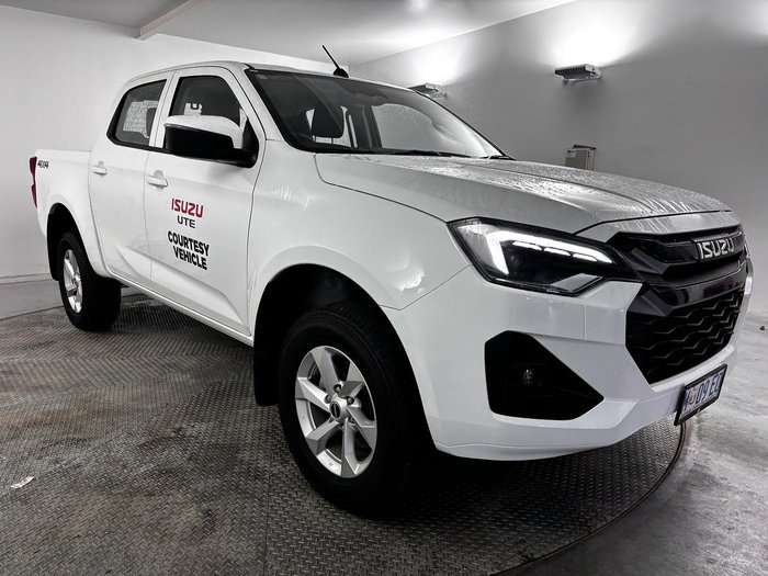 2024 Isuzu D-MAX LS-M