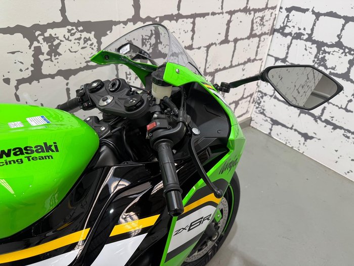 2025 Kawasaki Ninja ZX-6R ABS (636) KRT Edition Ninja Green