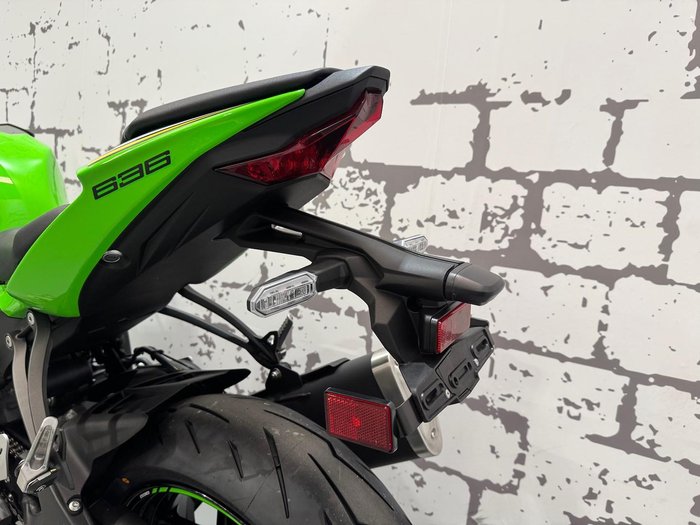 2025 Kawasaki Ninja ZX-6R ABS (636) KRT Edition Ninja Green