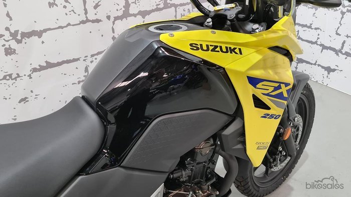 2025 Suzuki V-Strom 250SX V-Strom Yellow