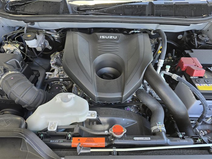 2025 Isuzu D-MAX X-TERRAIN