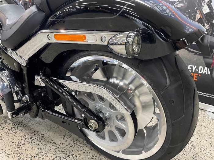 2025 Harley-Davidson Fat Boy 117 (FLFB) Softail Black