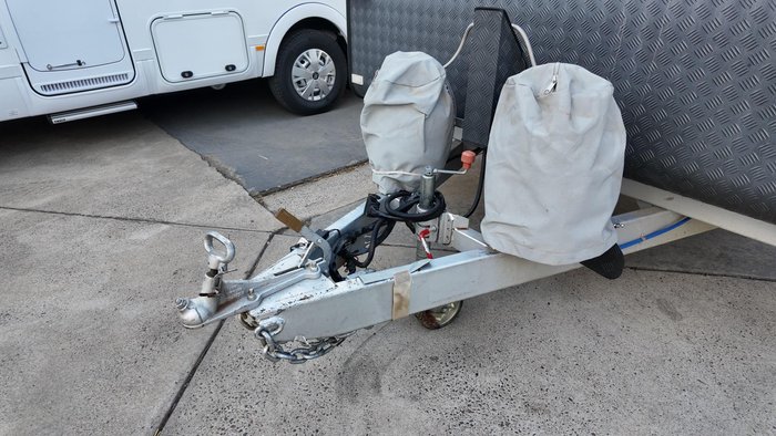 2018 New Age Caravans Manta Ray Mr22bes2