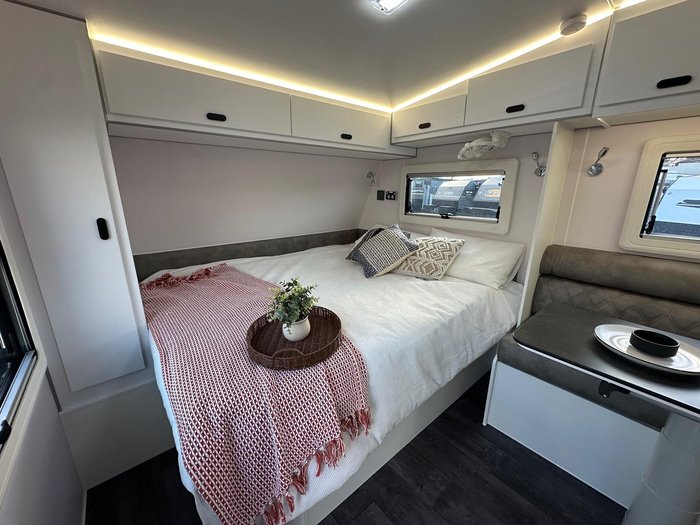 2025 JB Caravans Gator X 18' Family Bunk