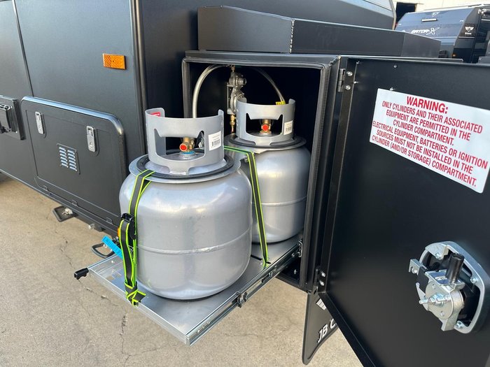 2025 JB Caravans Gator X 18' Family Bunk