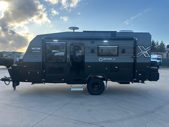 2025 JB Caravans Gator X 18' Family Bunk