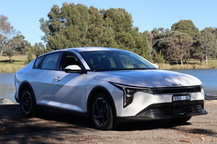 2025 Kia K4 Sport+