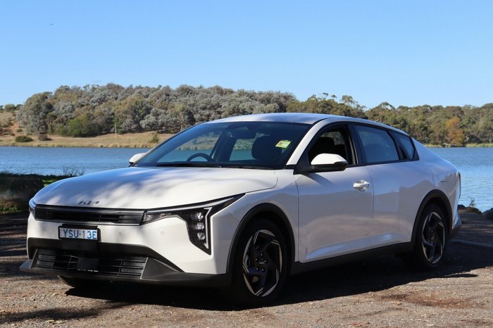 2025 Kia K4 Sport+