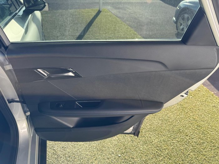 2024 MG MG4 Essence 64