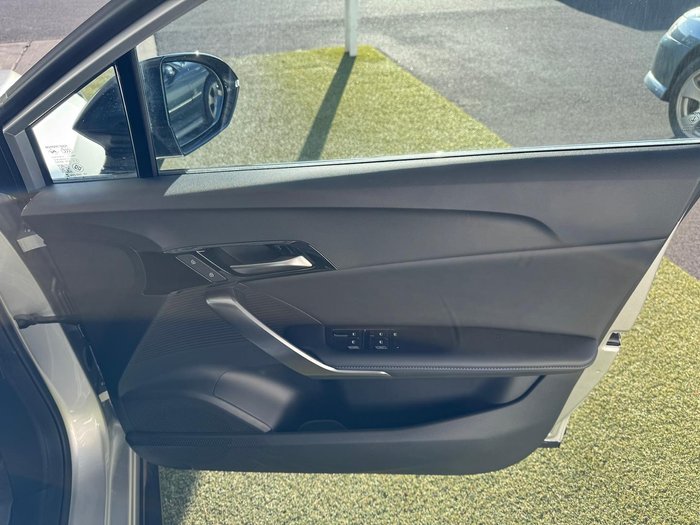 2024 MG MG4 Essence 64