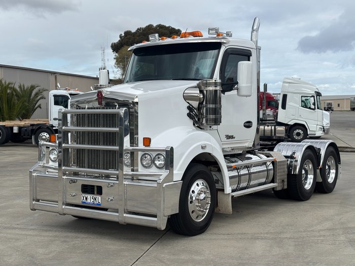 2023 Kenworth T610SAR WHITE