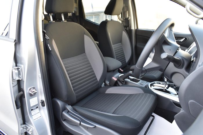 2024 Nissan Navara ST-X D23 MY24 4X4 Dual Range Brilliant Silver