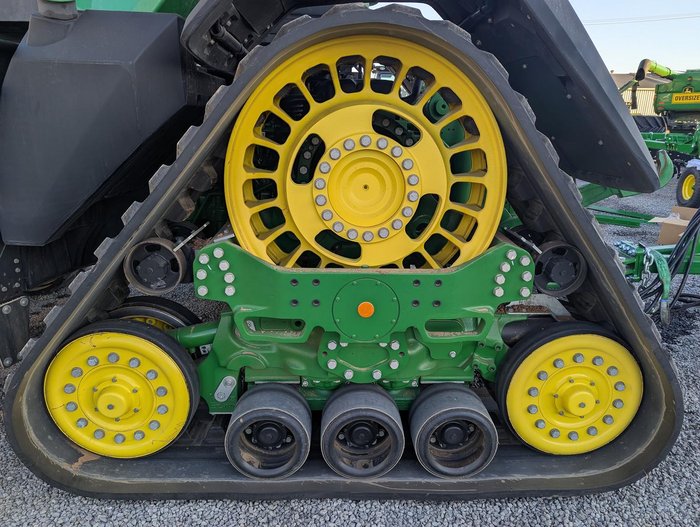 2022 John Deere 8Rx 370 Green