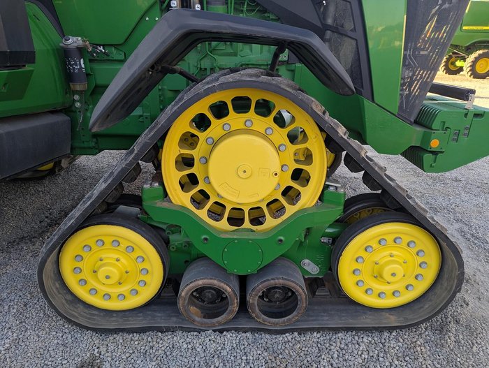 2022 John Deere 8Rx 370 Green