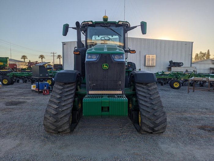 2022 John Deere 8Rx 370 Green