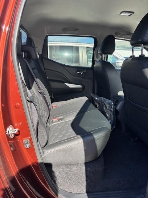 2024 Nissan Navara ST-X