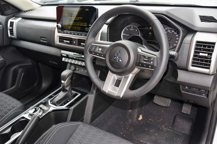 2025 Mitsubishi Triton GLS